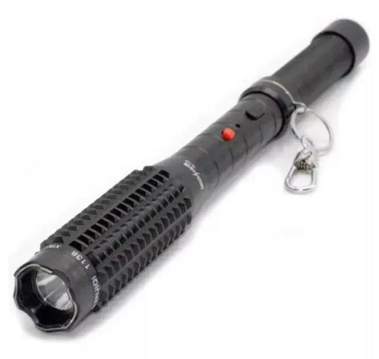 https://cdn.shopify.com/s/files/1/0661/2729/8714/files/baston-con-taser-tipo-tambo-linterna-defensa-personal-3-en-12.webp?v=1753666730