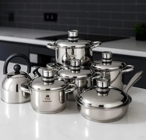 https://cdn.shopify.com/s/files/1/0661/2729/8714/files/juego-de-ollas-en-acero-nobelhome-13-piezas-tetera2.webp?v=1753666751